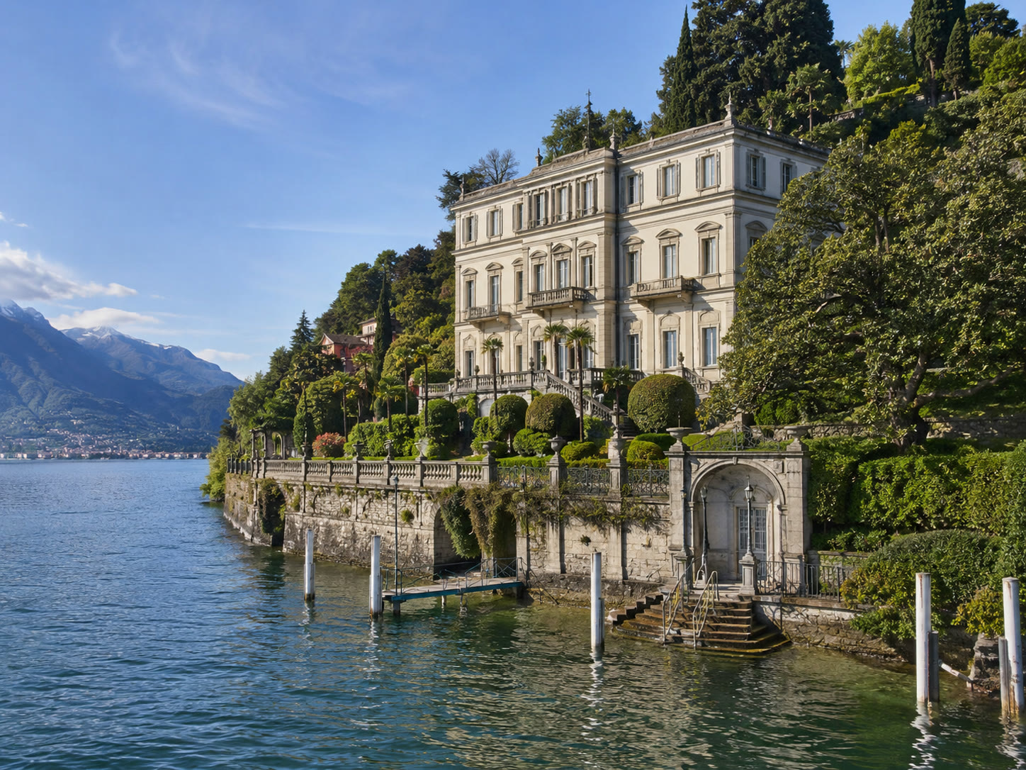 Residenza sul Lago, Como